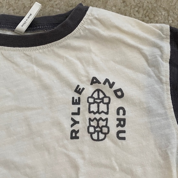 Rylee + Cru contrast short sleeve tee in Chill Out 4-5T - Picture 2 of 4